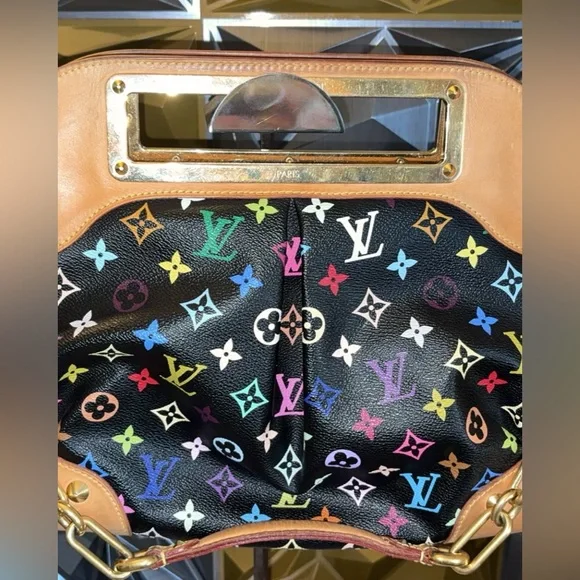 EUC💕 Louis Vuitton Black Murakami Monogram Shoulder Bag - Picture 4 of 5